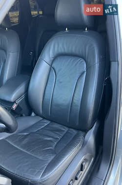 Позашляховик / Кросовер Audi Q5 2011 в 