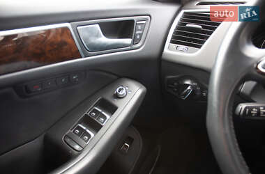 Внедорожник / Кроссовер Audi Q5 2016 в 