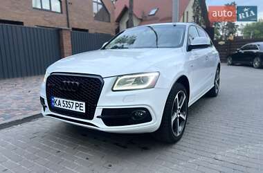 Позашляховик / Кросовер Audi Q5 2015 в 
