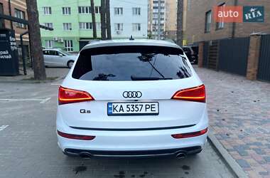 Позашляховик / Кросовер Audi Q5 2015 в 