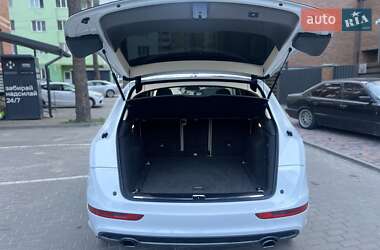 Позашляховик / Кросовер Audi Q5 2015 в 