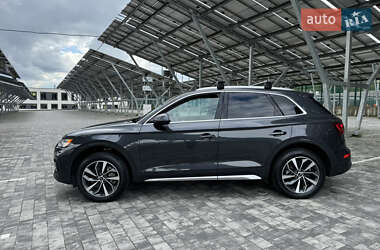 Внедорожник / Кроссовер Audi Q5 2020 в 