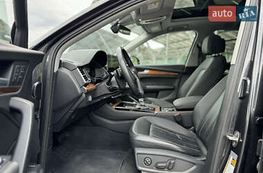 Внедорожник / Кроссовер Audi Q5 2020 в 