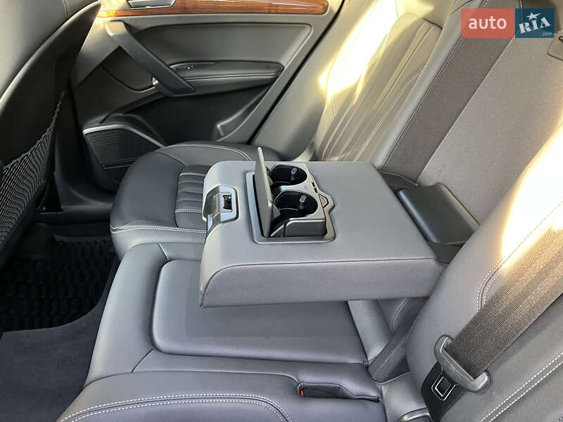 Внедорожник / Кроссовер Audi Q5 2021 в Каменском фото 13 Внедорожник / Кроссовер Audi Q5 2021 в Каменском