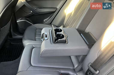 Внедорожник / Кроссовер Audi Q5 2021 в 