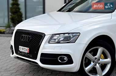 Внедорожник / Кроссовер Audi Q5 2009 в 