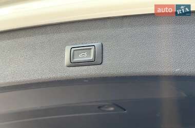 Внедорожник / Кроссовер Audi Q5 2009 в 