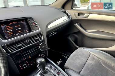 Внедорожник / Кроссовер Audi Q5 2009 в 