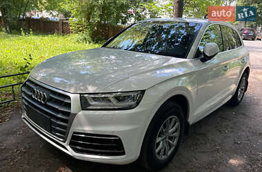 Внедорожник / Кроссовер Audi Q5 2019 в 