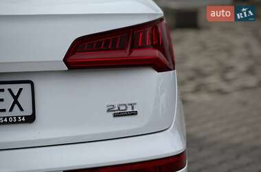 Внедорожник / Кроссовер Audi Q5 2018 в 
