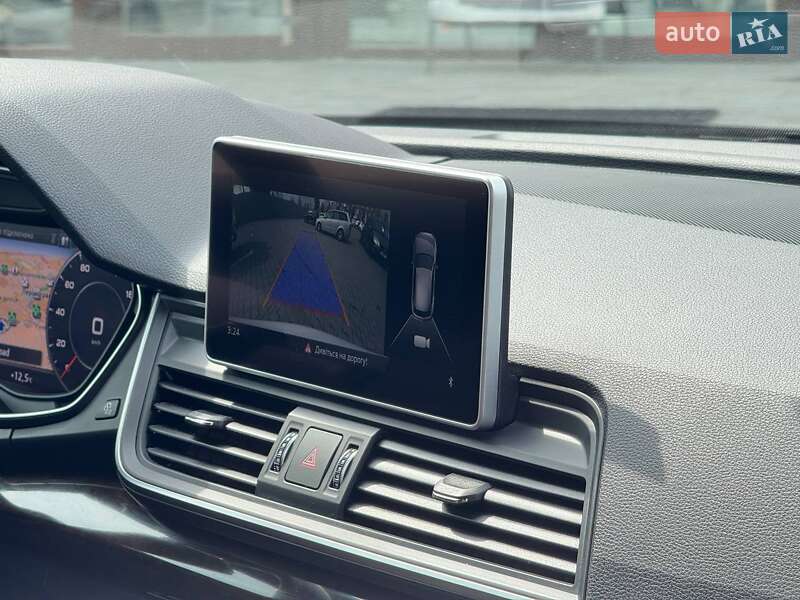 Позашляховик / Кросовер Audi Q5 2018 в Чернівцях