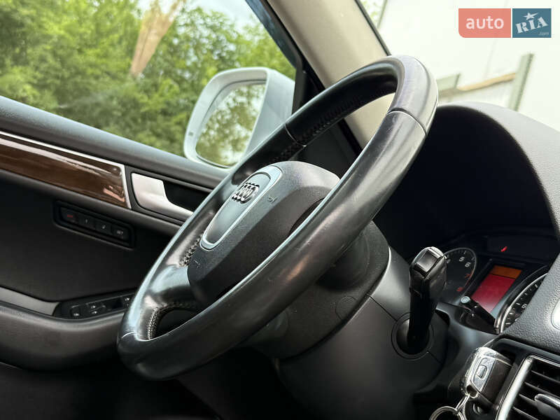 Позашляховик / Кросовер Audi Q5 2010 в Дрогобичі