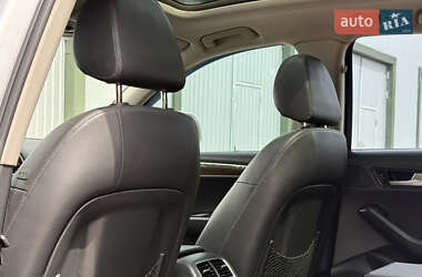 Внедорожник / Кроссовер Audi Q5 2010 в 