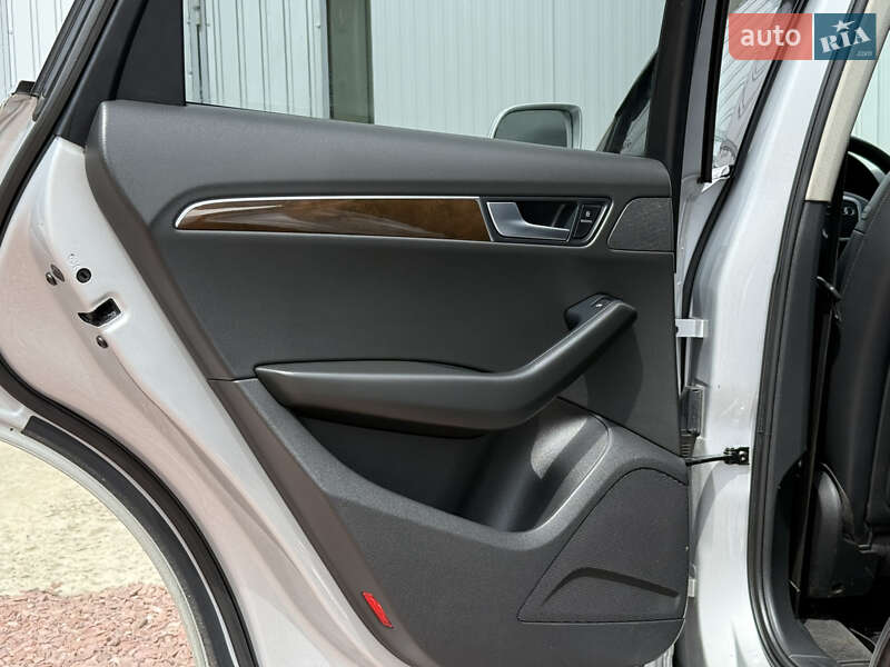 Позашляховик / Кросовер Audi Q5 2010 в Дрогобичі