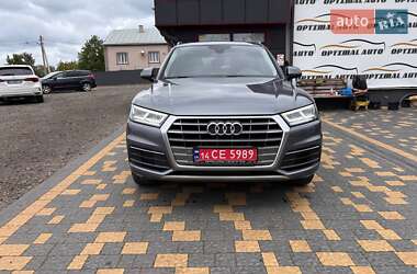 Внедорожник / Кроссовер Audi Q5 2018 в 
