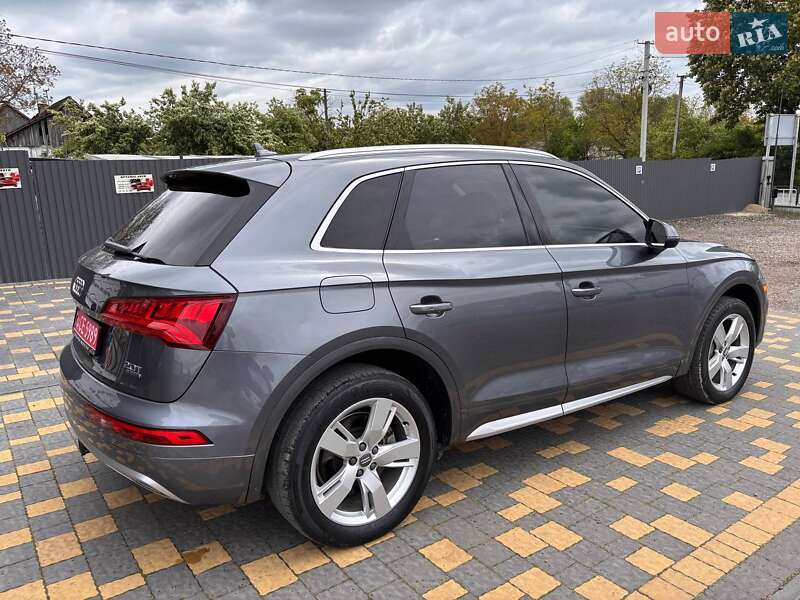 Внедорожник / Кроссовер Audi Q5 2018 в Львове