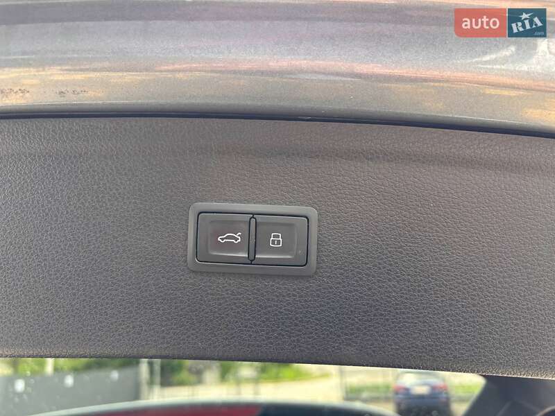 Внедорожник / Кроссовер Audi Q5 2018 в Львове
