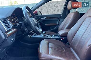 Внедорожник / Кроссовер Audi Q5 2018 в 