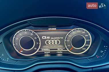 Внедорожник / Кроссовер Audi Q5 2018 в 