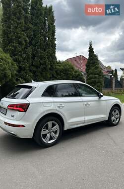 Позашляховик / Кросовер Audi Q5 2018 в Києві