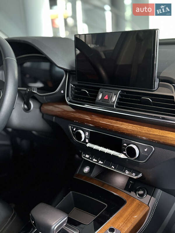 Внедорожник / Кроссовер Audi Q5 2022 в Одессе