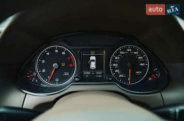 Внедорожник / Кроссовер Audi Q5 2011 в 