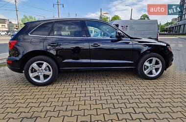 Внедорожник / Кроссовер Audi Q5 2010 в 