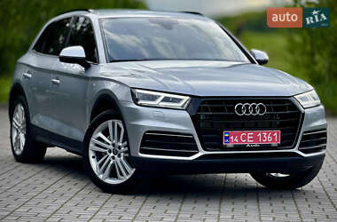 Позашляховик / Кросовер Audi Q5 2020 в 