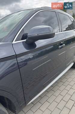Внедорожник / Кроссовер Audi Q5 2020 в 