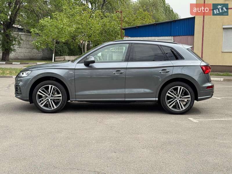 Внедорожник / Кроссовер Audi Q5 2020 в Запорожье