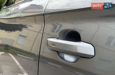 Внедорожник / Кроссовер Audi Q5 2020 в 