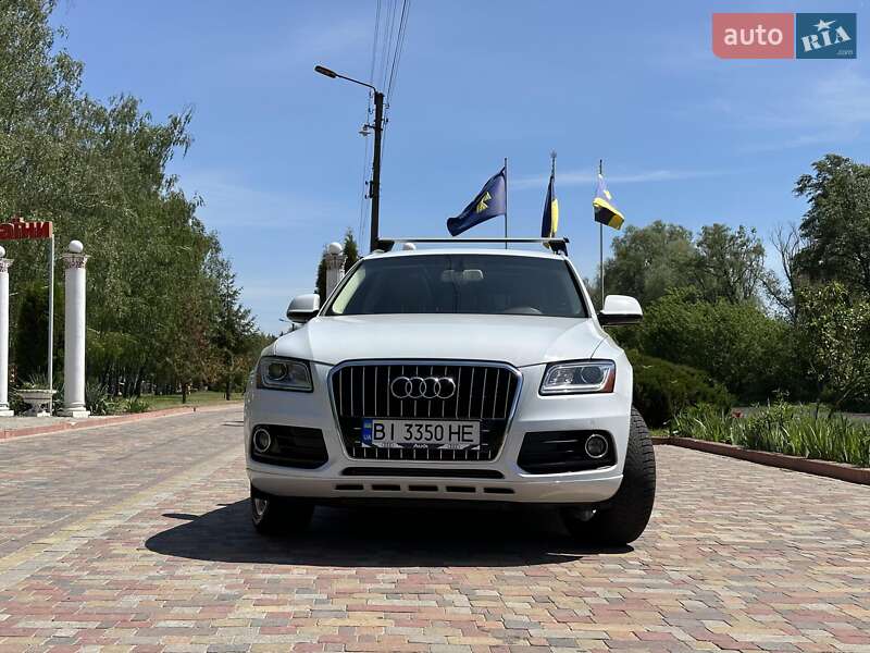 Внедорожник / Кроссовер Audi Q5 2015 в Миргороде