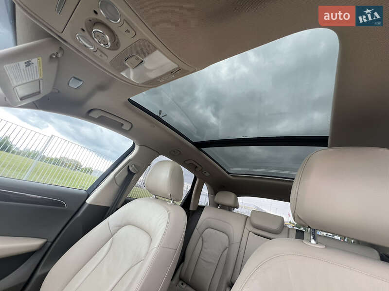 Внедорожник / Кроссовер Audi Q5 2010 в Луцке