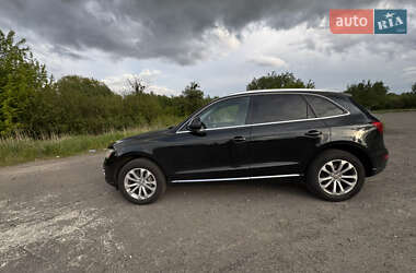 Позашляховик / Кросовер Audi Q5 2012 в 