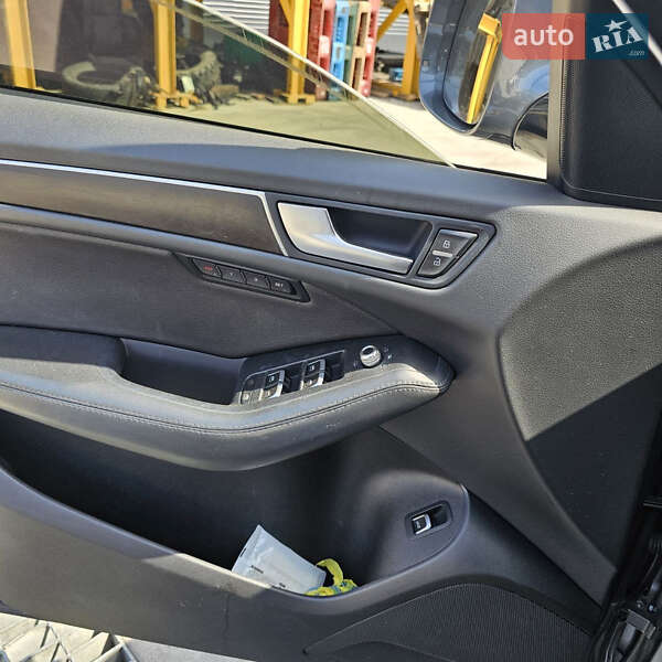 Внедорожник / Кроссовер Audi Q5 2015 в Львове