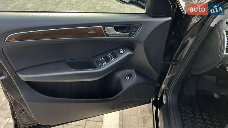 Внедорожник / Кроссовер Audi Q5 2016 в Луцке