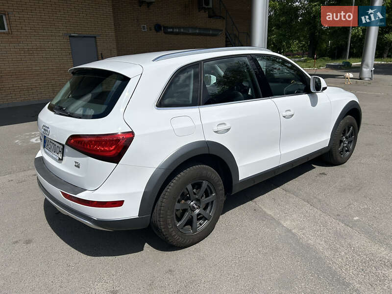 Внедорожник / Кроссовер Audi Q5 2014 в Киеве