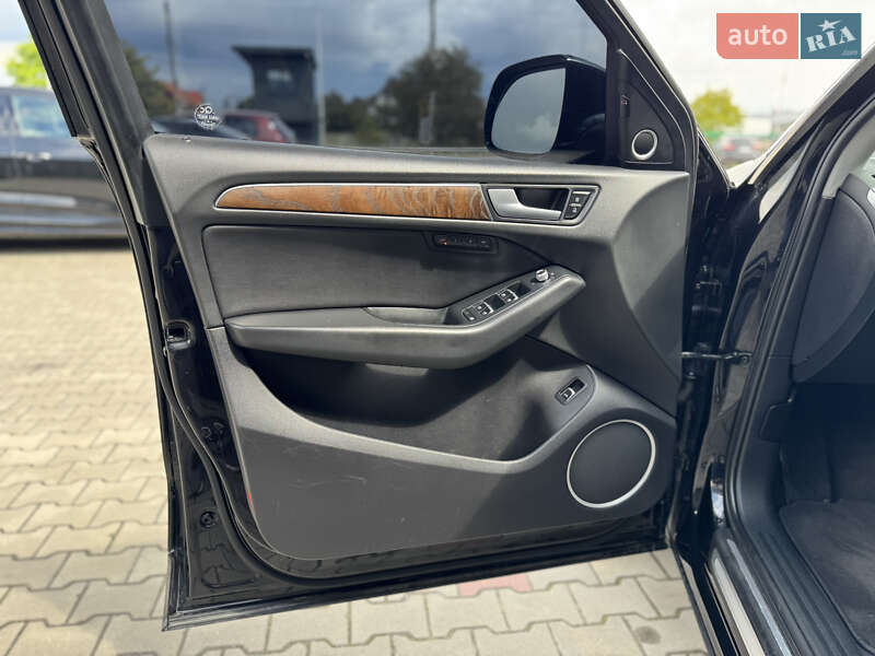 Внедорожник / Кроссовер Audi Q5 2013 в Луцке
