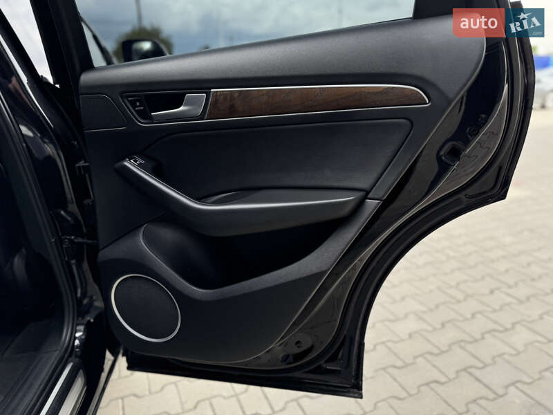 Внедорожник / Кроссовер Audi Q5 2013 в Луцке