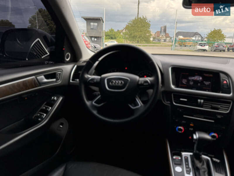 Внедорожник / Кроссовер Audi Q5 2013 в Луцке