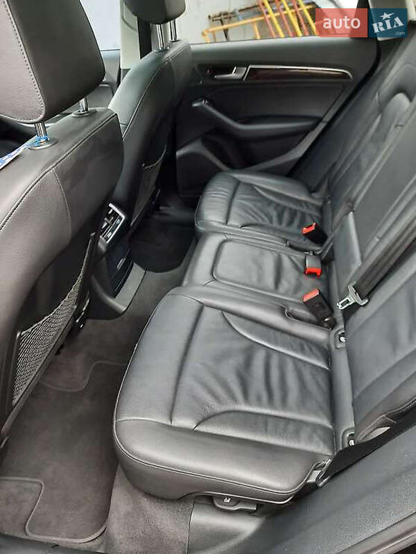 Внедорожник / Кроссовер Audi Q5 2015 в Киеве
