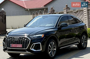 Внедорожник / Кроссовер Audi Q5 2022 в 
