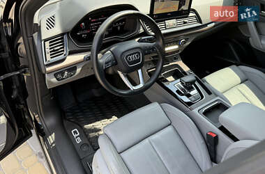 Внедорожник / Кроссовер Audi Q5 2022 в 