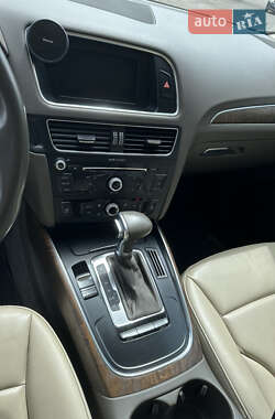 Внедорожник / Кроссовер Audi Q5 2012 в 
