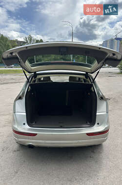 Внедорожник / Кроссовер Audi Q5 2012 в 