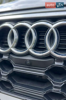 Внедорожник / Кроссовер Audi Q5 2022 в 