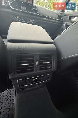 Внедорожник / Кроссовер Audi Q5 2023 в 