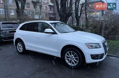 Внедорожник / Кроссовер Audi Q5 2011 в 