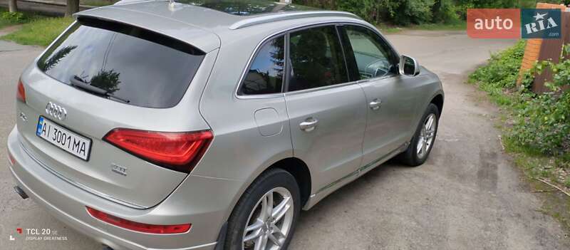 Позашляховик / Кросовер Audi Q5 2015 в Києві