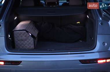 Внедорожник / Кроссовер Audi Q5 2018 в 